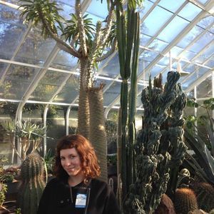 Meet your Posher, Edith